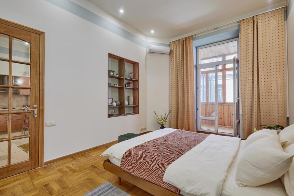 Apartments Near The Golden Gate 키예프 외부 사진